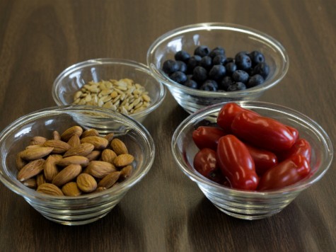 Tomatoes and blueberries give polyphenols and antioxidants, memory-improving elements. Also, nuts and seeds help brain power, especially before a test.