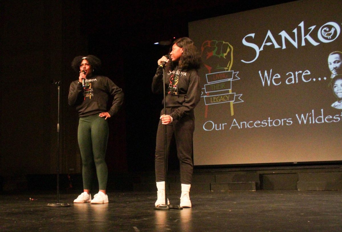 Freshmen Nyla Jamison and Eden Bracey sing a duet of “Best Part” by H.E.R. and Daniel Caesar.